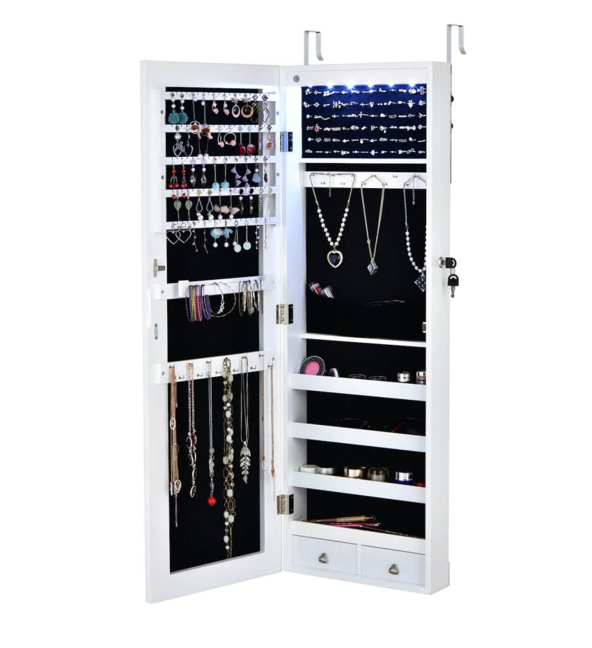 Szafka na biżuterię - posiada miejsca na...