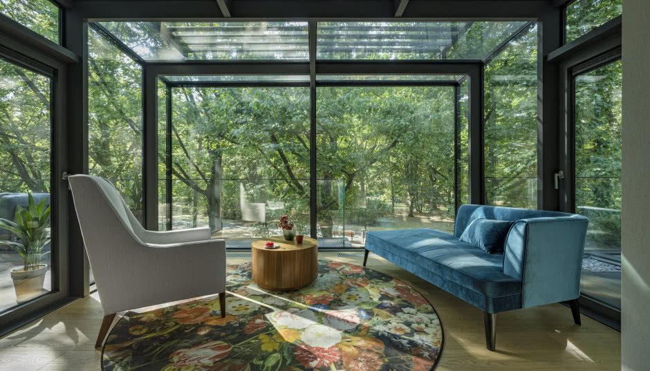 Las w centrum stolicy? Mieszkanie z zimowym ogrodem otoczonym drzewami! 