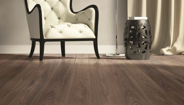 Biały cokół przypodłogowy Kronopol