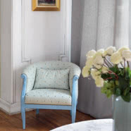 Wytworna klasyka w niewielkim mieszkaniu