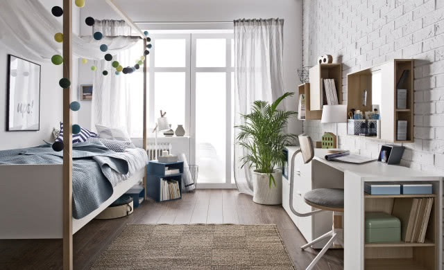 biurko do pokoju dziecka