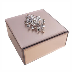 szklana szkatułka w kolorze szampańskim