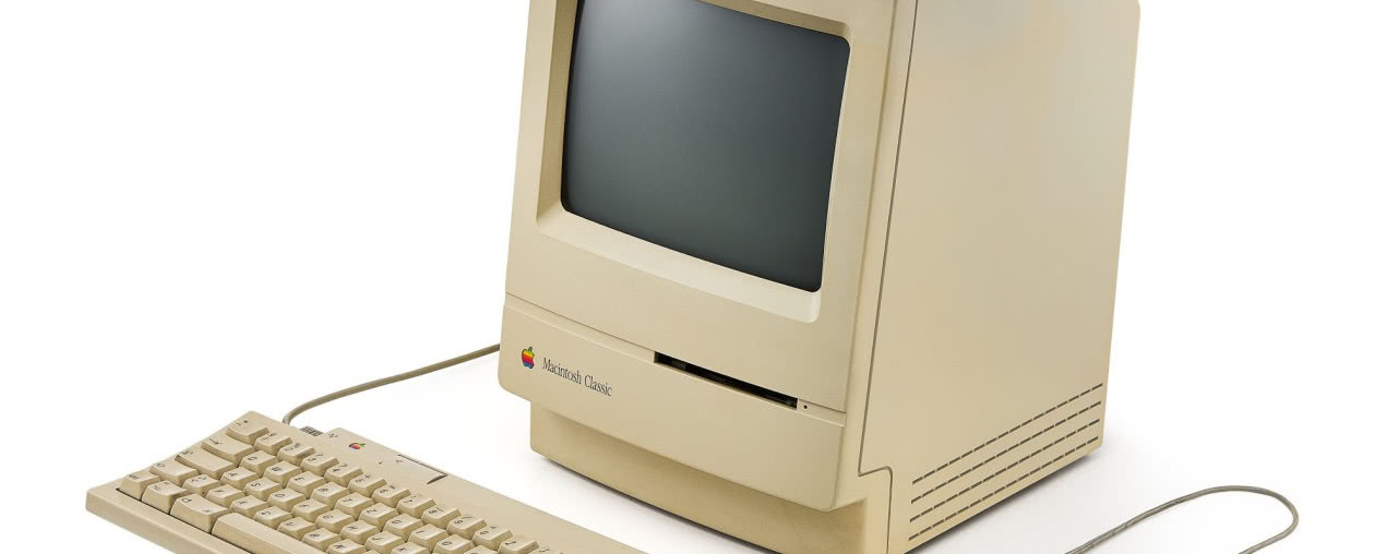 Apple Macintosh Classic - prywatny komputer Zdzisława Beksińskiego wystawiony na aukcji