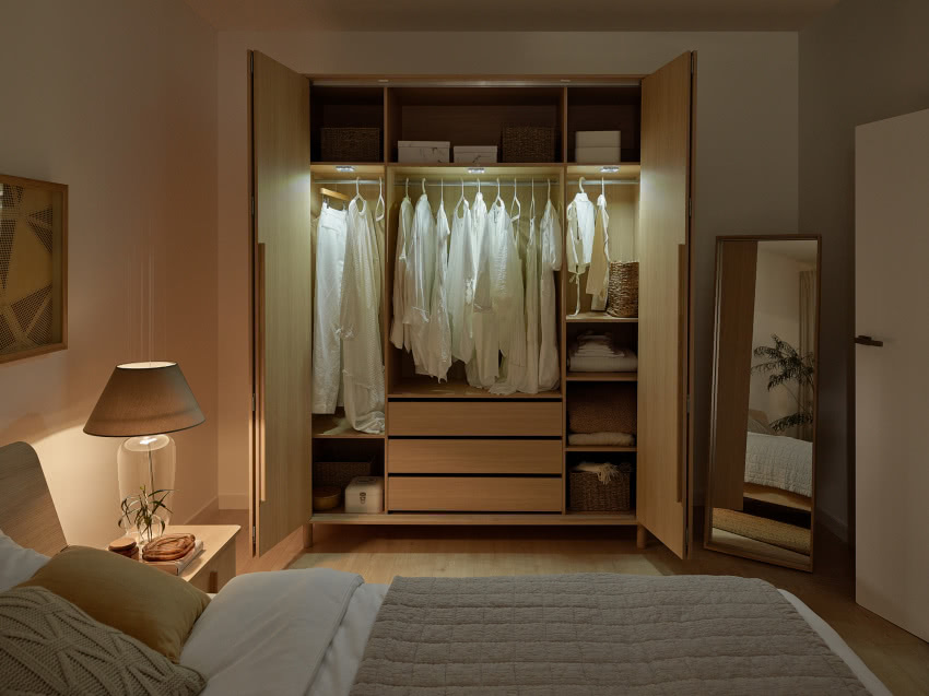 Szafa 4-drzwiowa Omm, VOX.