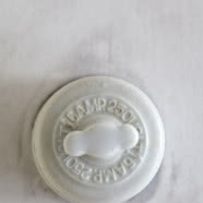 Wytworna klasyka w niewielkim mieszkaniu