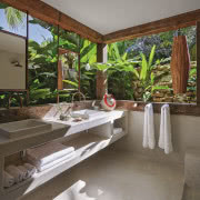 Bujany fotel, filiżanka
brazylijskiej...