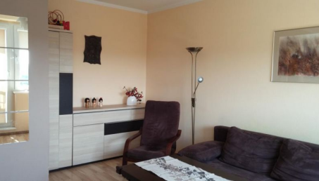 Jak dopasować panele i kolor ścian