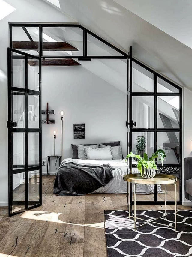 poddasze - szklana ściana szyta na miarę