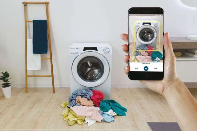 pralka, drabina, smartfon, ubrania do prania, drewniana podłoga, kwiat