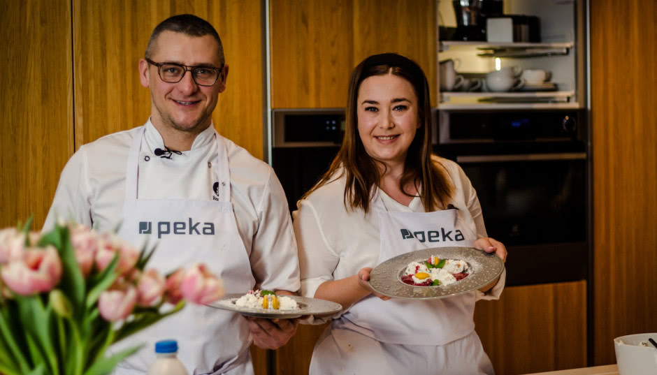Smaczne święta wielkanocne razem z PEKA
