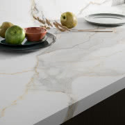 Laminam, kolekcja I-NATURALI, wzór Emperador...