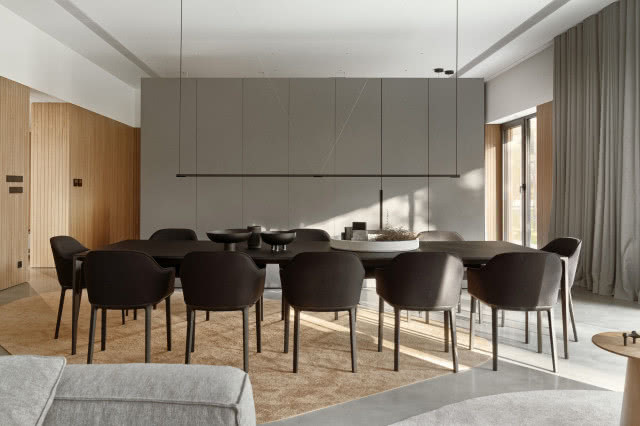 zbliżenie na szarą szafę