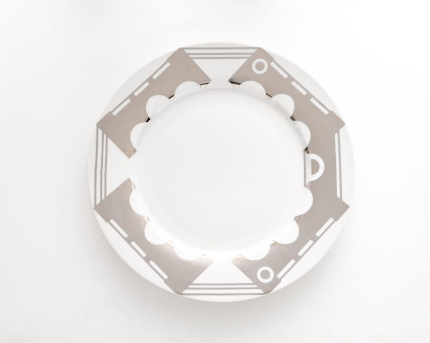 Talerz z limitowanej kolekcji porcelany...