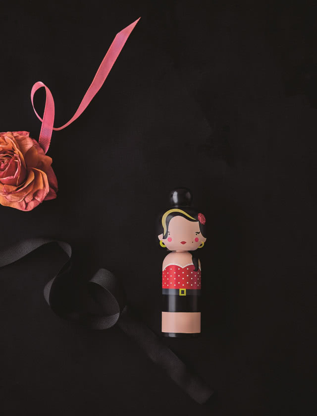 Laleczki Kokeshi, Amy Winehouse