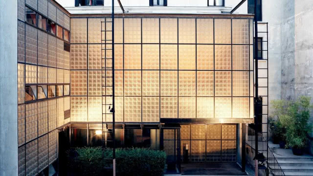 industrialny budynek