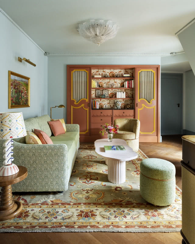 salon New granny chic