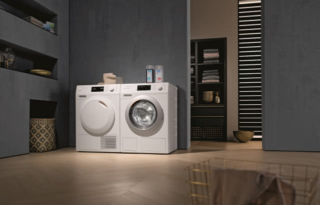 Pralka Miele WCE 670