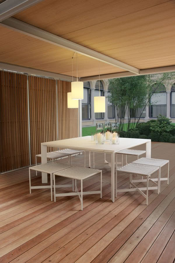 Heron.
Krzesło z ręcznie wyplatanym...