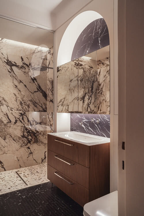 Mieszkanie w łódzkiej kamienicy. Takie wnętrza nigdy się nie zestarzeją!