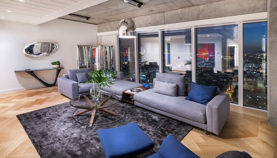 Oskar Zięta zaprojektował apartament w Złotej 44