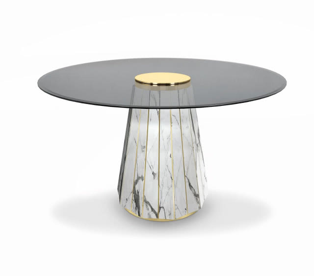 podstawa stołu z marmuru