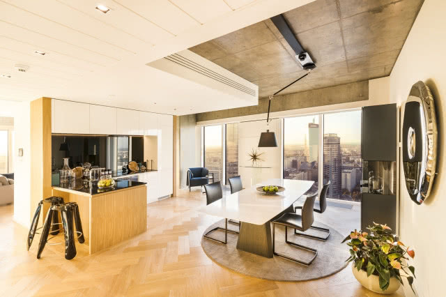 Apartament projektu Oskara Zięty na Złotej 44 w Warszawie