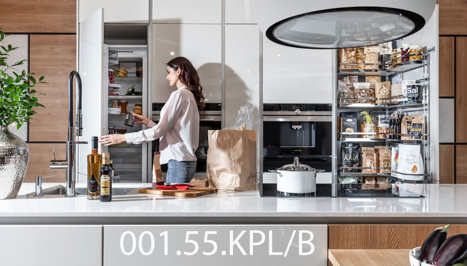 5 powodów, dla których warto mieć w kuchni szafkę typu cargo