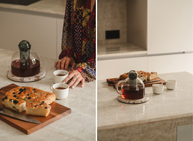 beżowa kuchnia z kamieniem