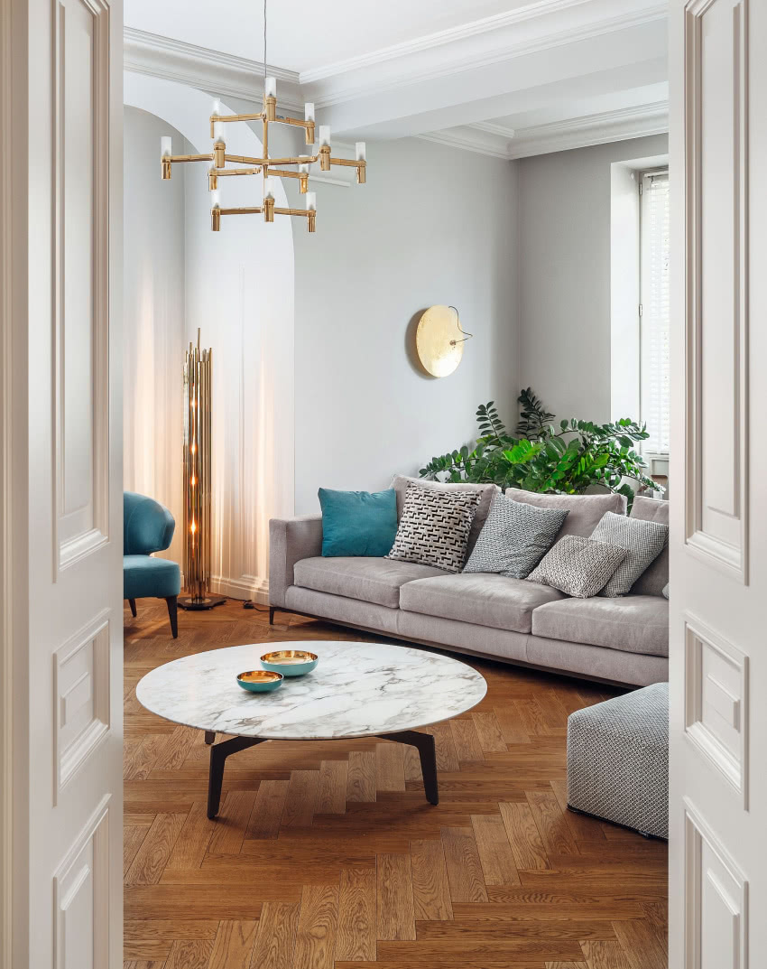 Marmur, drewno, miedź i mięsiste tkaniny - te...