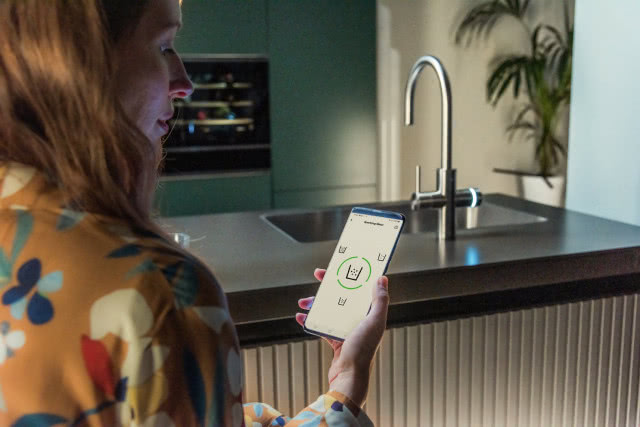 aplikacja do sterowania baterią