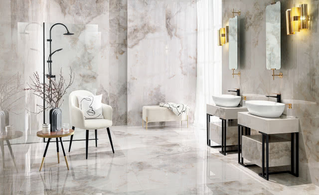 łazienka z płytkami wielkoformatowymi