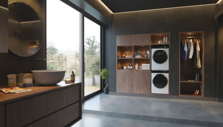 Z Haier I-PRO 7 odświeżysz elegancką odzież bez wizyty w pralni