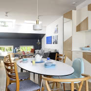 Słoneczne mieszkanie na poddaszu kamienicy