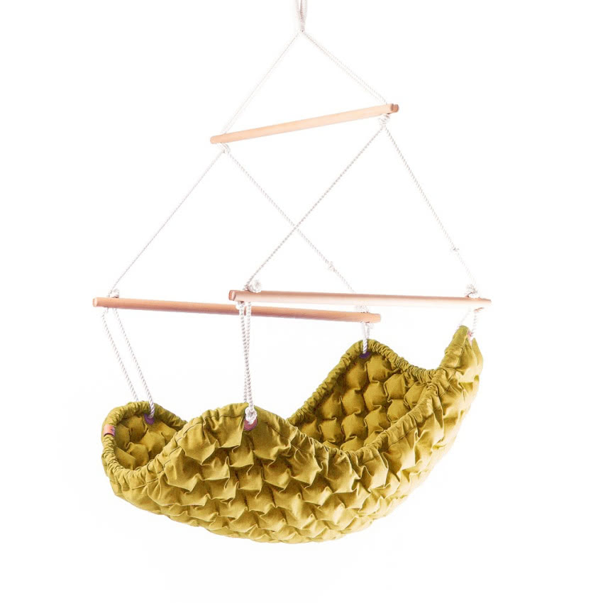 Musztardowy fotel wiszący do wnętrz Linda...