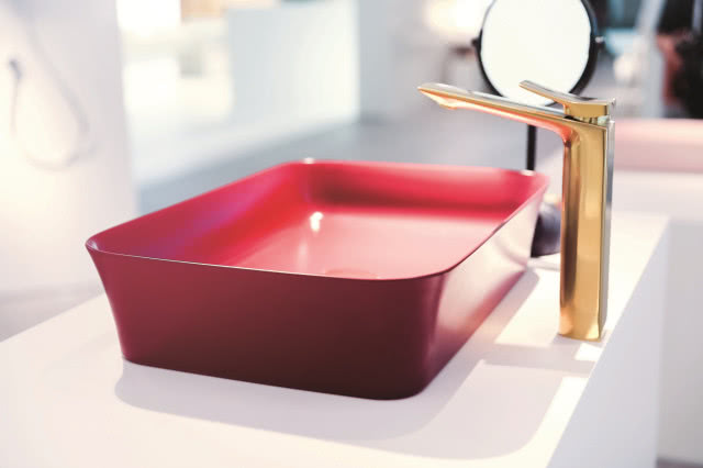 Umywalka Ipalyss wykonana z nowego, trwałego materiału o nazwie Diamatec