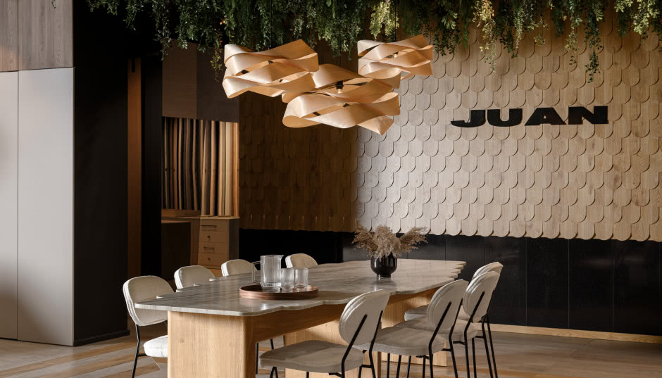 „Wejdź do domu” - inspiracyjna przestrzeń showroomu JUAN z produktami Geberit według koncepcji biura Monika Staniec Architekt Wnętrz