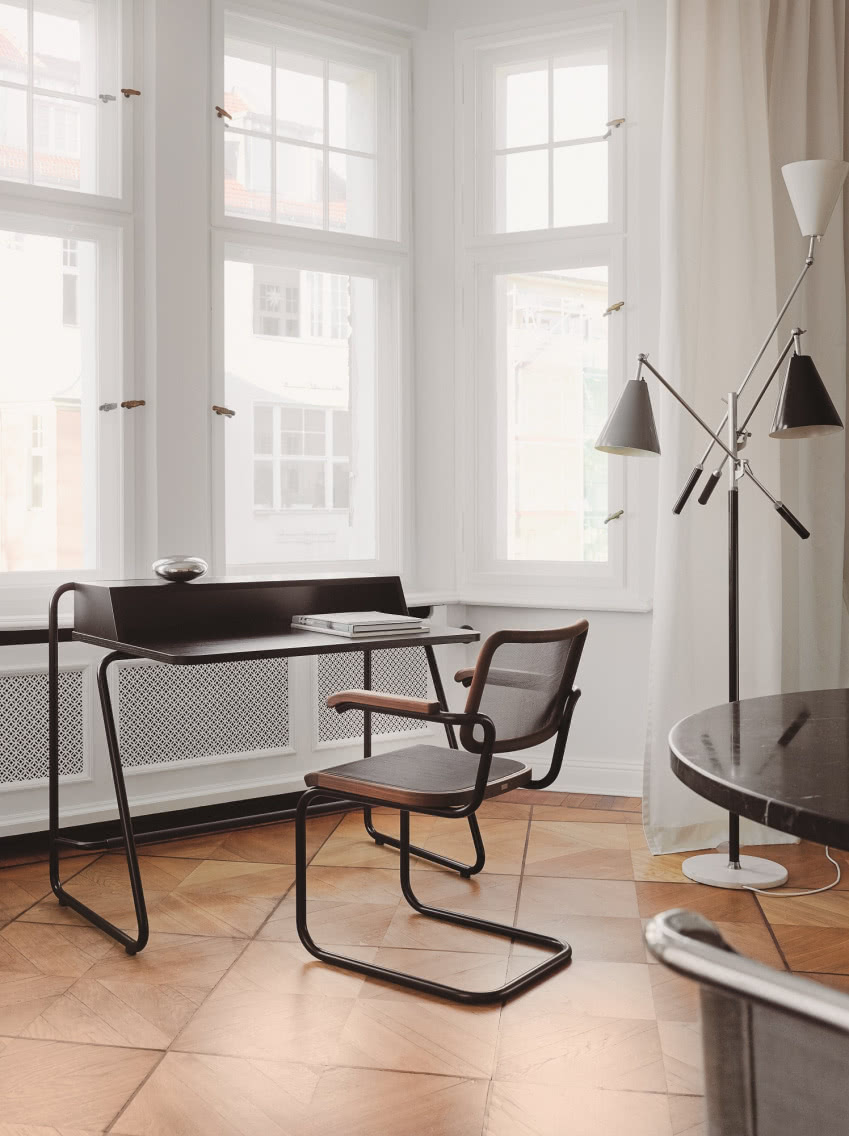 Stal w czarnej odsłonie
plus naturalne...