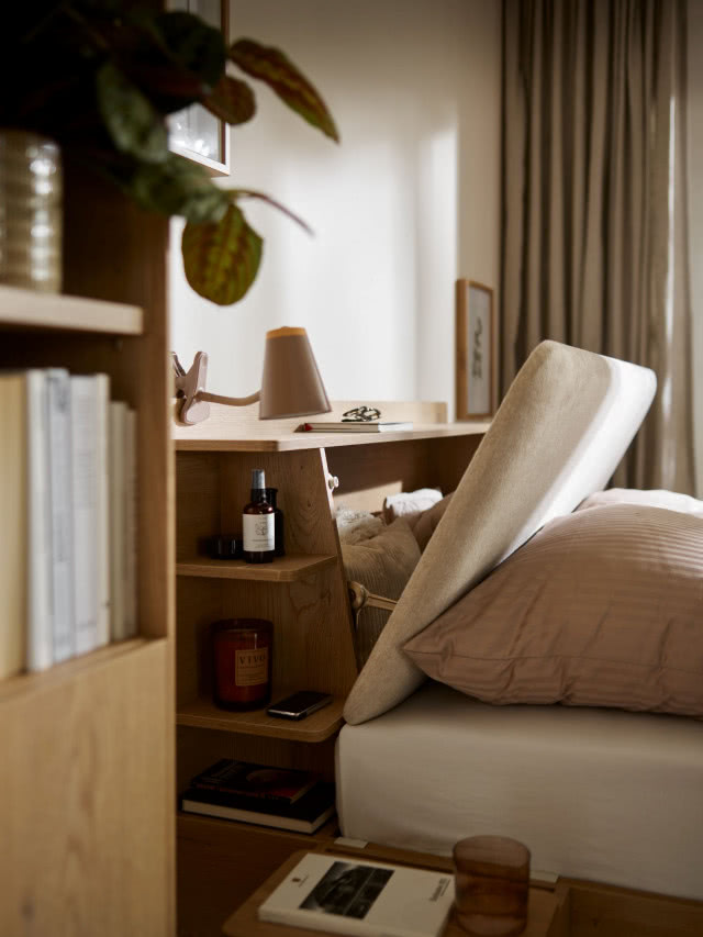 Półki za łóżkiem meble VOX WELL