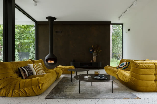 żółte sofy Togo Ligne Roset