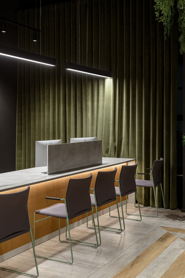 „Wejdź do domu” - inspiracyjna przestrzeń showroomu JUAN z produktami Geberit według koncepcji biura Monika Staniec Architekt Wnętrz