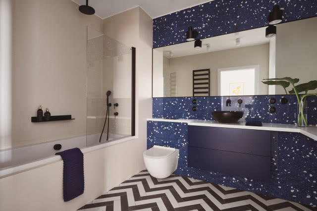 Granatowe płytki lastryko