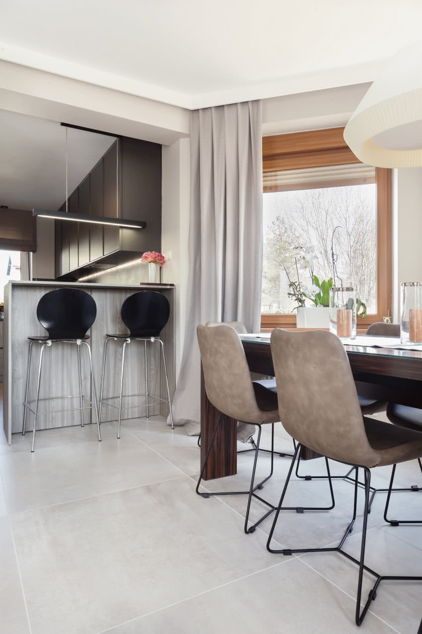 W części jadalnianej gospodarze mają do...