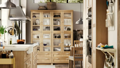 Ile się czeka na kuchnię z IKEA? Czy kosztuje tyle samo co ta od stolarza? Ceny na 2024 rok