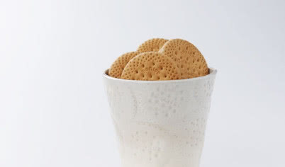 Japońska porcelana eksperymentalna