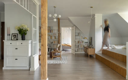 Sopocki strych przedwojennej kamienicy. Na poddaszu zamieszkała miłośniczka stylu vintage!