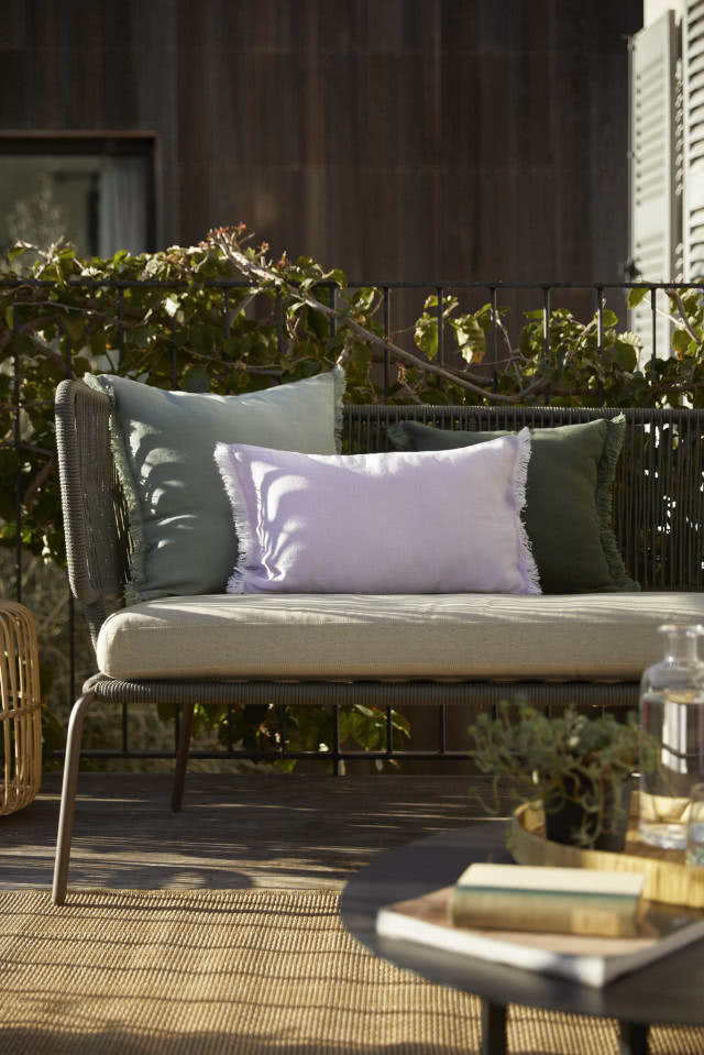 ławka ogrodowa z tworzywa sztucznego