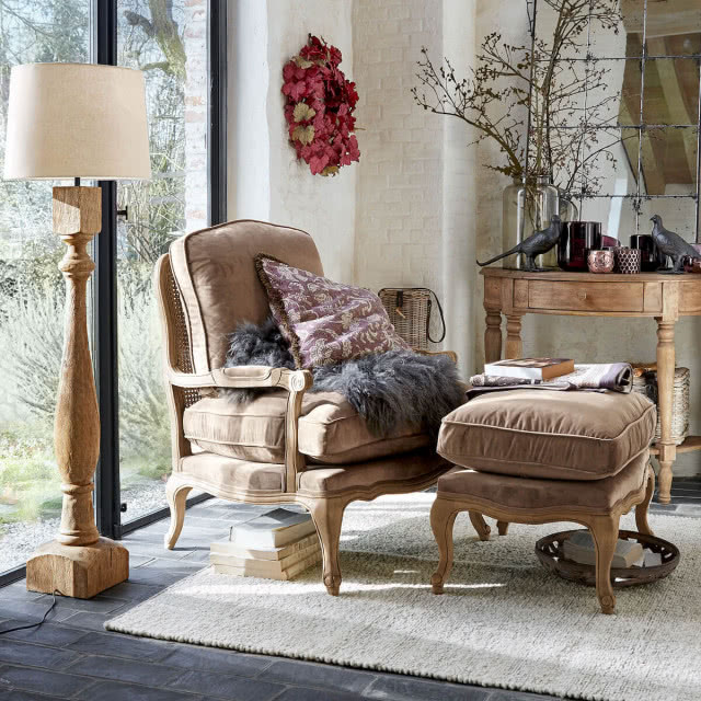 Przytulny stylowy salon