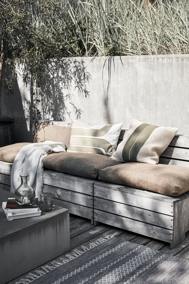 ławka ogrodowa z palet