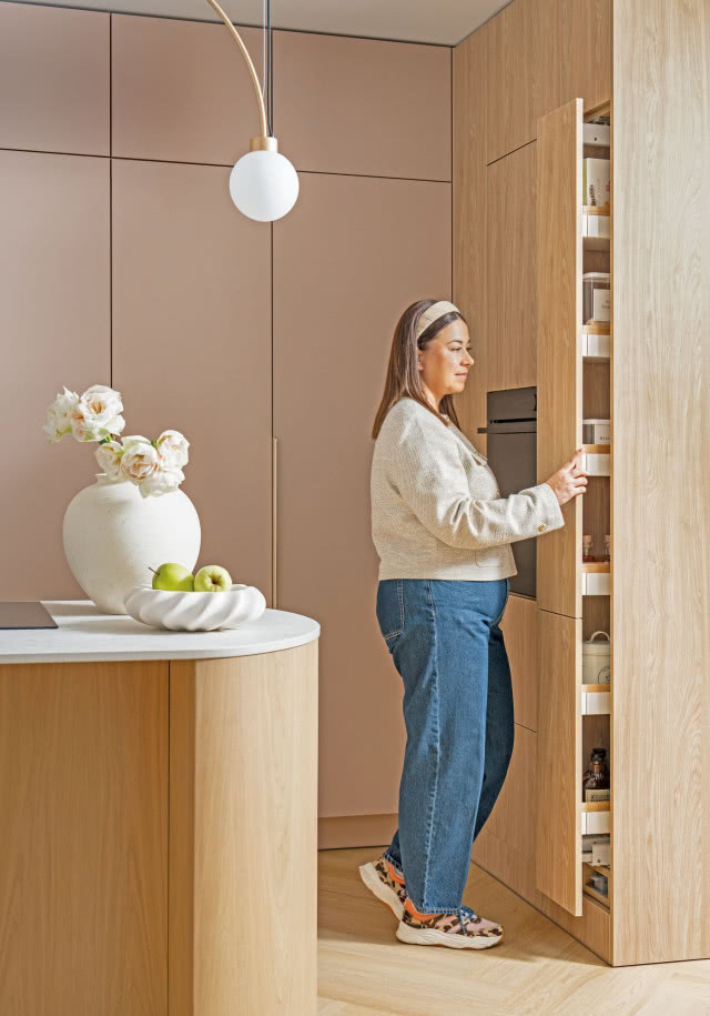 szafa cargo w kuchni