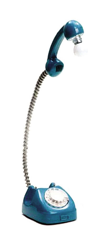 Lampa ze zużytego telefonu to jedna z propozycji...